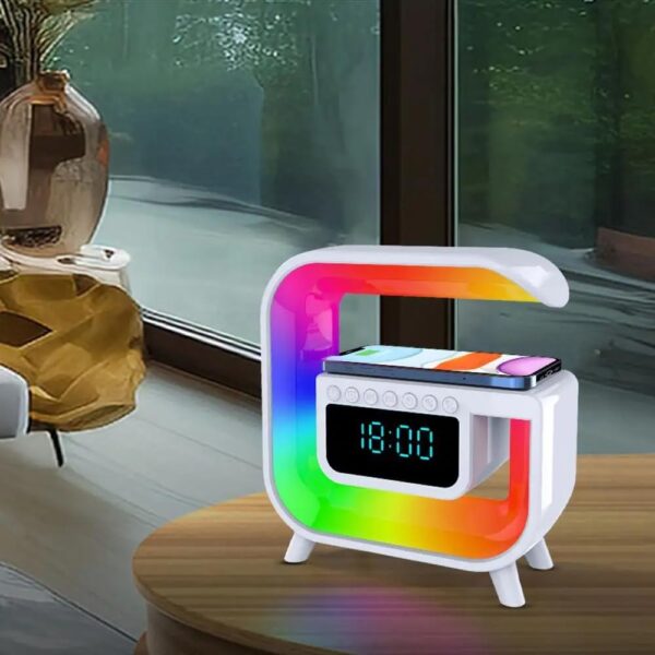 Corneta con cargador RGB y Reloj G3 MT